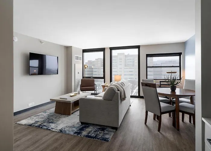 Apartment Landing Stylish 2Bd Gym Yoga Studio Chicago